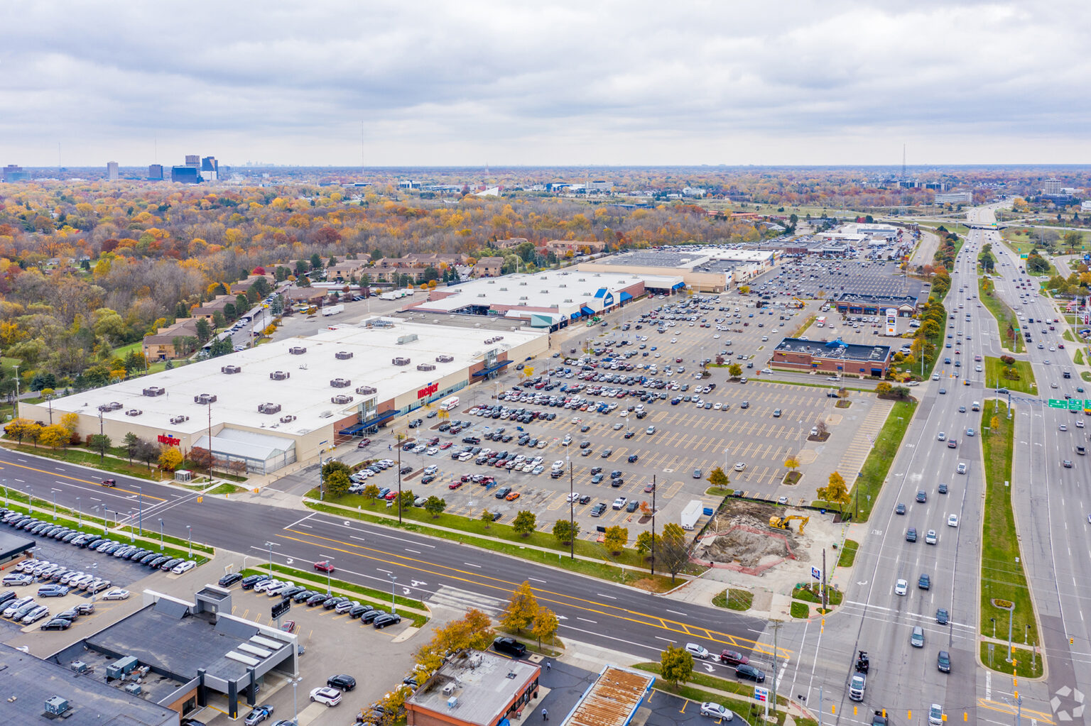 tel-twelve-shopping-center-landmark